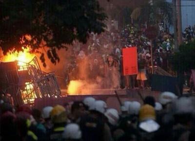 Il Brasile affonda nella violenza: scontri e fiamme a San Paolo