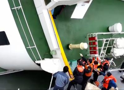 Indonesia, imbarcazione affondata. "Due italiani in salvo"