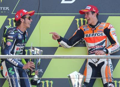 valentino rossi marquez 2