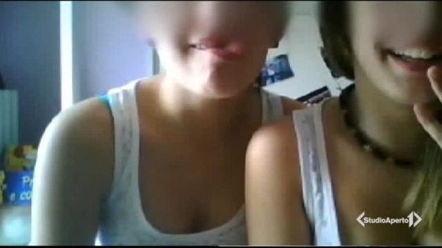 video mediaset baby squillo