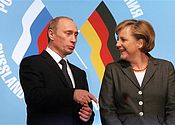 Putin diserta le celebrazioni del Muro. Merkel furiosa per lo schiaffo dello zar