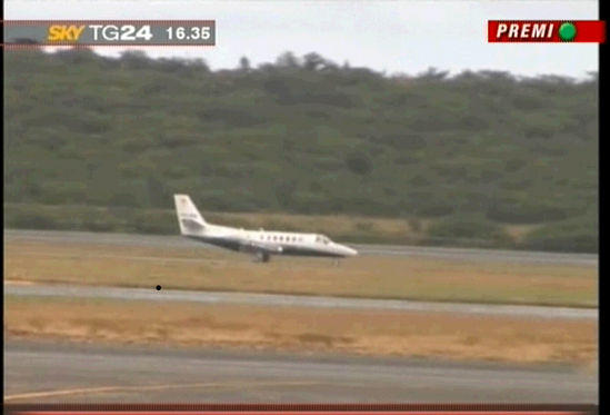 Los Roques/ “Su quell’aereo c’erano 4 persone in più: i dirottatori?” Los Roques/ “Su quell’aereo c’erano 4 persone in più: i dirottatori?”