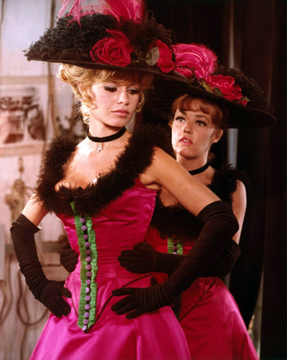 Dopo il caso Depardieu Brigitte Bardot minaccia: “Salvate gli elefanti o vado anch’io in Russia”