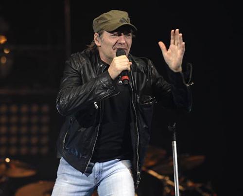 “Vasco Rossi è tornato in sala di incisione” “Vasco Rossi è tornato in sala di incisione”