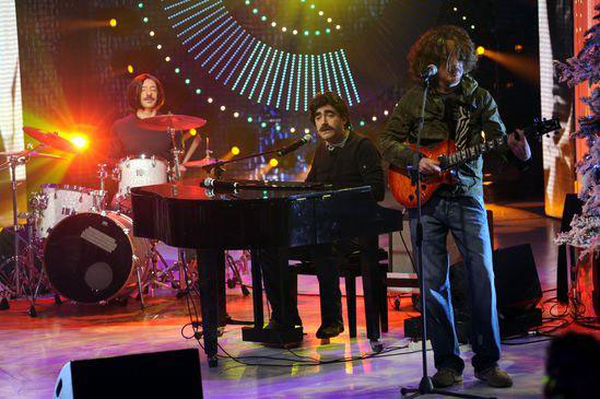 Elio e le Storie tese, trafugato il premio di Sanremo ’96 Elio e le Storie tese, trafugato il premio di Sanremo ’96