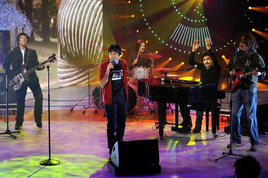 Elio e le Storie tese, trafugato il premio di Sanremo ’96 Elio e le Storie tese, trafugato il premio di Sanremo ’96