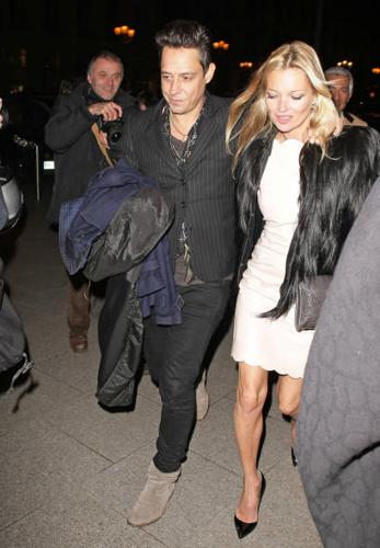 Kate Moss nuovo volto di Givenchy Kate Moss nuovo volto di Givenchy