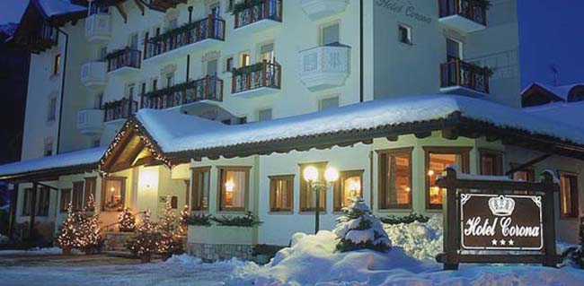 Sei un manager stressato? In montagna puoi rigenerarti con lo yoga in alta quota Sei un manager stressato? In montagna puoi rigenerarti con lo yoga in alta quota