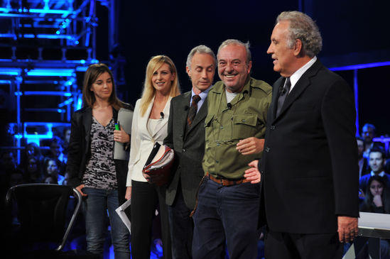 Berlusconi vs Santoro, tutte le immagini