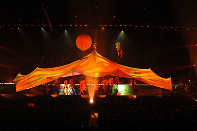 Arriva in Italia il Cirque du soleil, trecento posti a richio Arriva in Italia il Cirque du soleil, trecento posti a richio