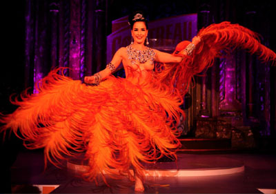 Dita Von Teese debutta nel mondo della musica