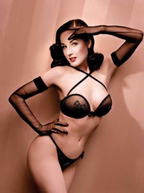 Dita Von Teese debutta nel mondo della musica