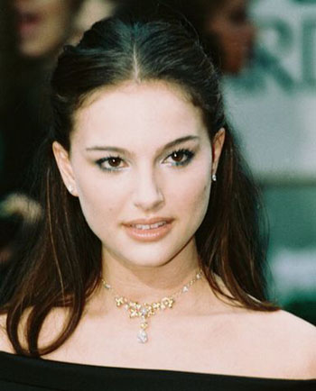Natalie Portman si trasferisce a Parigi: suo marito è il nuovo direttore del corpo di ballo dell’Opéra de Paris Natalie Portman si trasferisce a Parigi: suo marito è il nuovo direttore del corpo di ballo dell’Opéra de Paris