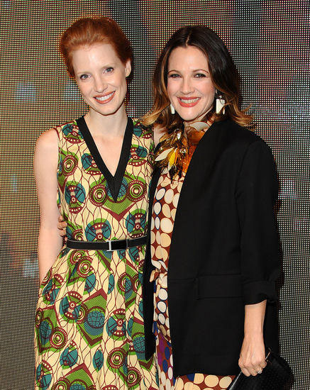Drew Barrymore dice addio ai suoi tatuaggi Drew Barrymore dice addio ai suoi tatuaggi