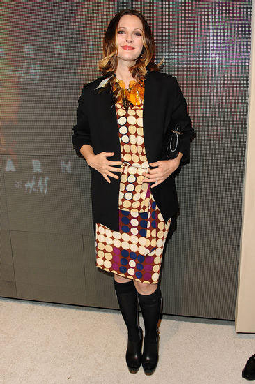 Drew Barrymore dice addio ai suoi tatuaggi Drew Barrymore dice addio ai suoi tatuaggi