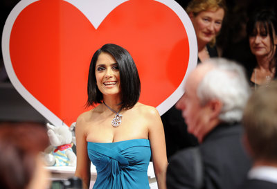 Salma Hayek e John Travolta presentatori della notte degli Oscar Salma Hayek e John Travolta presentatori della notte degli Oscar