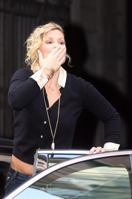 Anastacia ha di nuovo il cancro: tour annullato Anastacia ha di nuovo il cancro: tour annullato