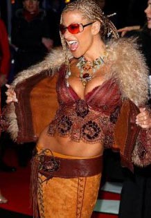 Anastacia ha di nuovo il cancro: tour annullato Anastacia ha di nuovo il cancro: tour annullato