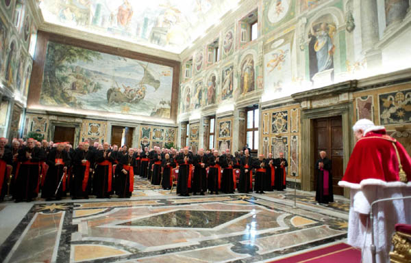Benedetto XVI non è più il Papa. “Ora sono soltanto un pellegrino” Benedetto XVI non è più il Papa. “Ora sono soltanto un pellegrino”