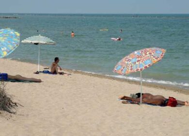 New York dice addio all’ultima spiaggia per nudisti
