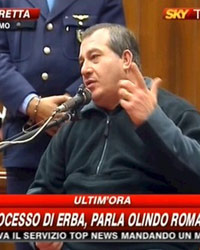 Strage di Erba, la rivelazione di Azouz: “Rosa e Olindo non sono i colpevoli”