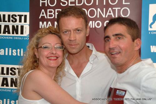 Coppie in astinenza? Ci pensa Rocco Siffredi Coppie in astinenza? Ci pensa Rocco Siffredi