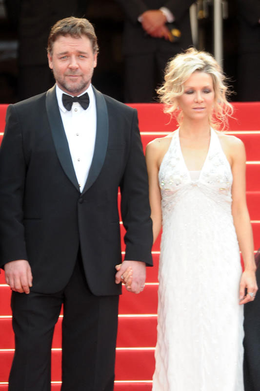 Russel Crowe come Formigoni: anche lui vede gli UFO