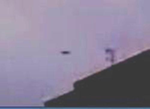 Russel Crowe come Formigoni: anche lui vede gli UFO