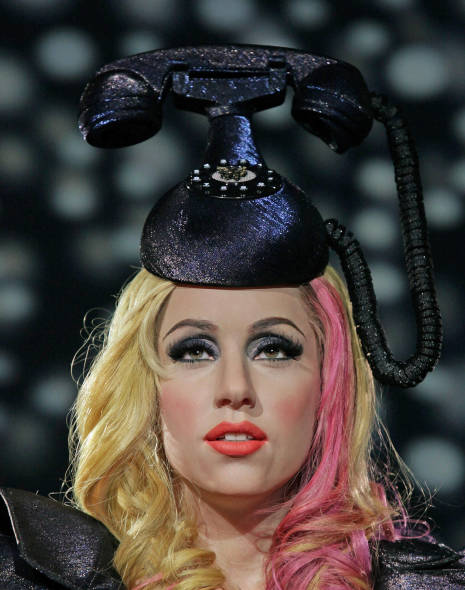 Lady Gaga vuole sposare Taylor Kinney