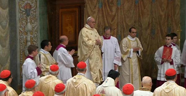Un giudice francese chiamò Papa Francesco come testimone in un caso di omicidio Un giudice francese chiamò Papa Francesco come testimone in un caso di omicidio