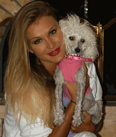 Eva Henger si sposa: nozze con Massimiliano Caroletti Eva Henger si sposa: nozze con Massimiliano Caroletti