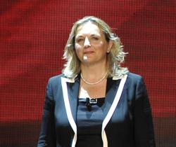 Il Pd chiede il sostegno della Lega. “Facciamo insieme tre cose e poi voto”