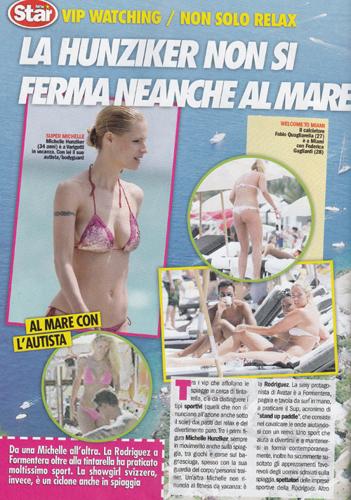 Michelle si accarezza il pancino: la Hunziker non può più nascondere la dolce attesa