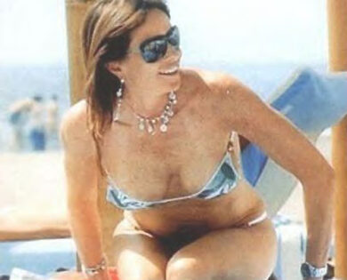 Cristina Parodi, super-bikini a Formentera