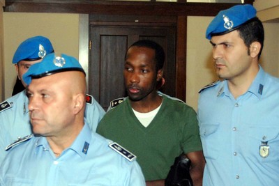 Amanda racconta il carcere italiano. “Un inferno, il secondino voleva fare sesso con me”