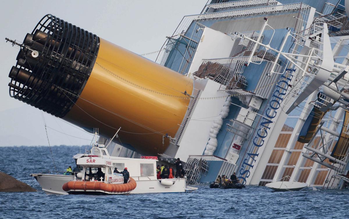 Concordia, sub trovato morto a bordo della nave albergo Concordia, sub trovato morto a bordo della nave albergo