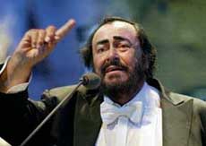 ‘Amo Pavarotti’, la mostra a Verona ‘Amo Pavarotti’, la mostra a Verona