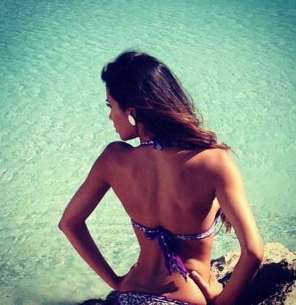 Federica e Costanza al mare: la primavera bollente delle ex veline Federica e Costanza al mare: la primavera bollente delle ex veline