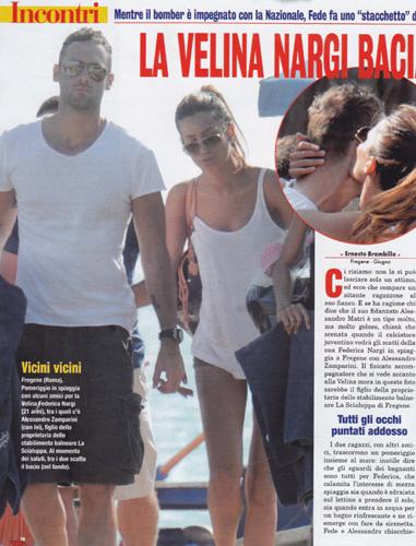 Federica e Costanza al mare: la primavera bollente delle ex veline Federica e Costanza al mare: la primavera bollente delle ex veline