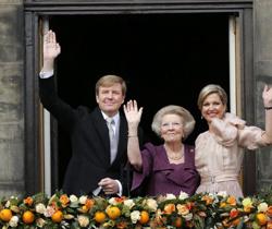 Olanda, Guglielmo Alessandro nuovo re succede a Madre Beatrice