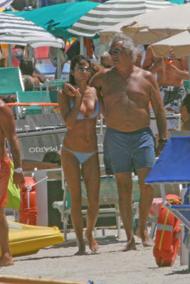Chiesto rinvio a giudizio per Flavio Briatore nell’inchiesta sul maxiyacht “Force Blue”