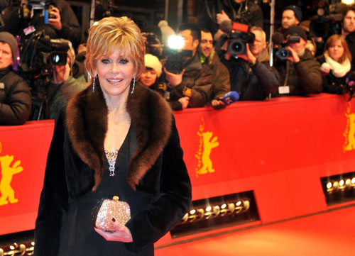 Galleria foto 'Jane Fonda: “A 60 anni l’amore si fa leggero e il sesso ci guadagna”' - foto 1