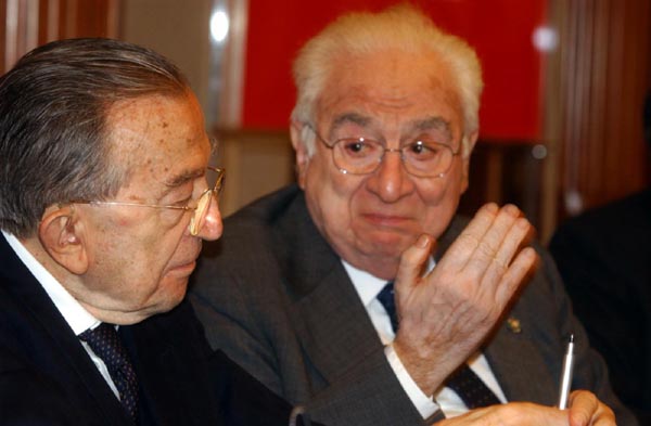 E’ morto Giulio Andreotti E’ morto Giulio Andreotti