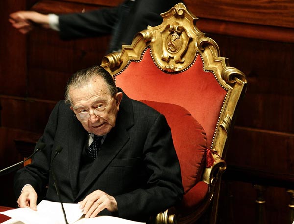 ANDREOTTI: LA FOTO-STORIA
