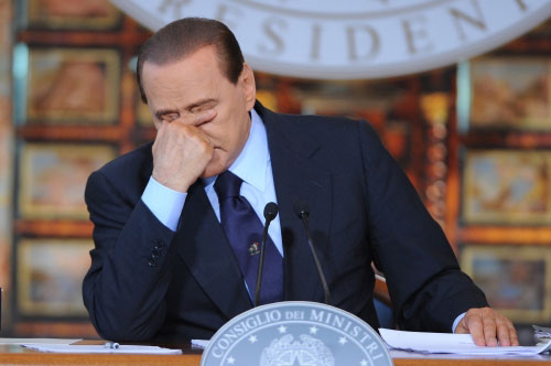 Governo lungo e prescrizione. La strategia di Berlusconi dopo la condanna Mediaset Governo lungo e prescrizione. La strategia di Berlusconi dopo la condanna Mediaset