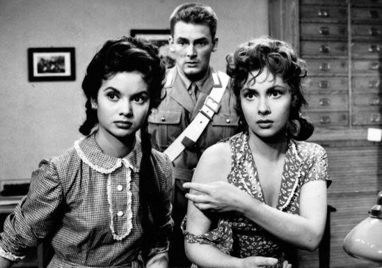 Asta record per gli orecchini della Lollobrigida, battuta Liz Taylor Asta record per gli orecchini della Lollobrigida, battuta Liz Taylor
