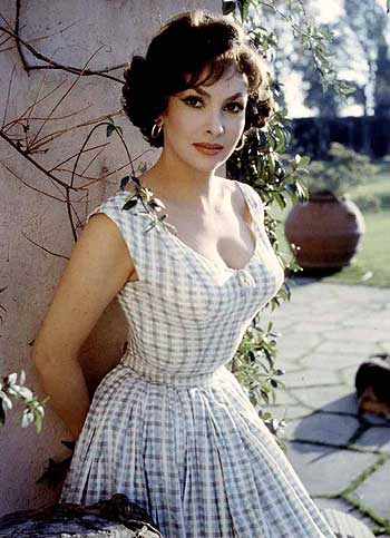 Asta record per gli orecchini della Lollobrigida, battuta Liz Taylor Asta record per gli orecchini della Lollobrigida, battuta Liz Taylor