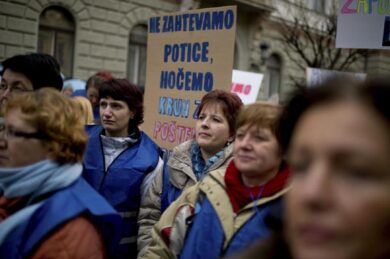 Moneta unica addio/ Grillo: “Referendum sull’euro tra un anno”