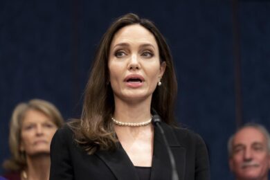 Morta di cancro la zia materna di Angelina Jolie