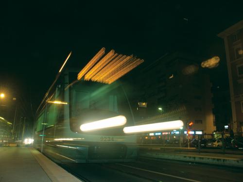 Addio tram: arriva l’autobus elettrico Addio tram: arriva l’autobus elettrico